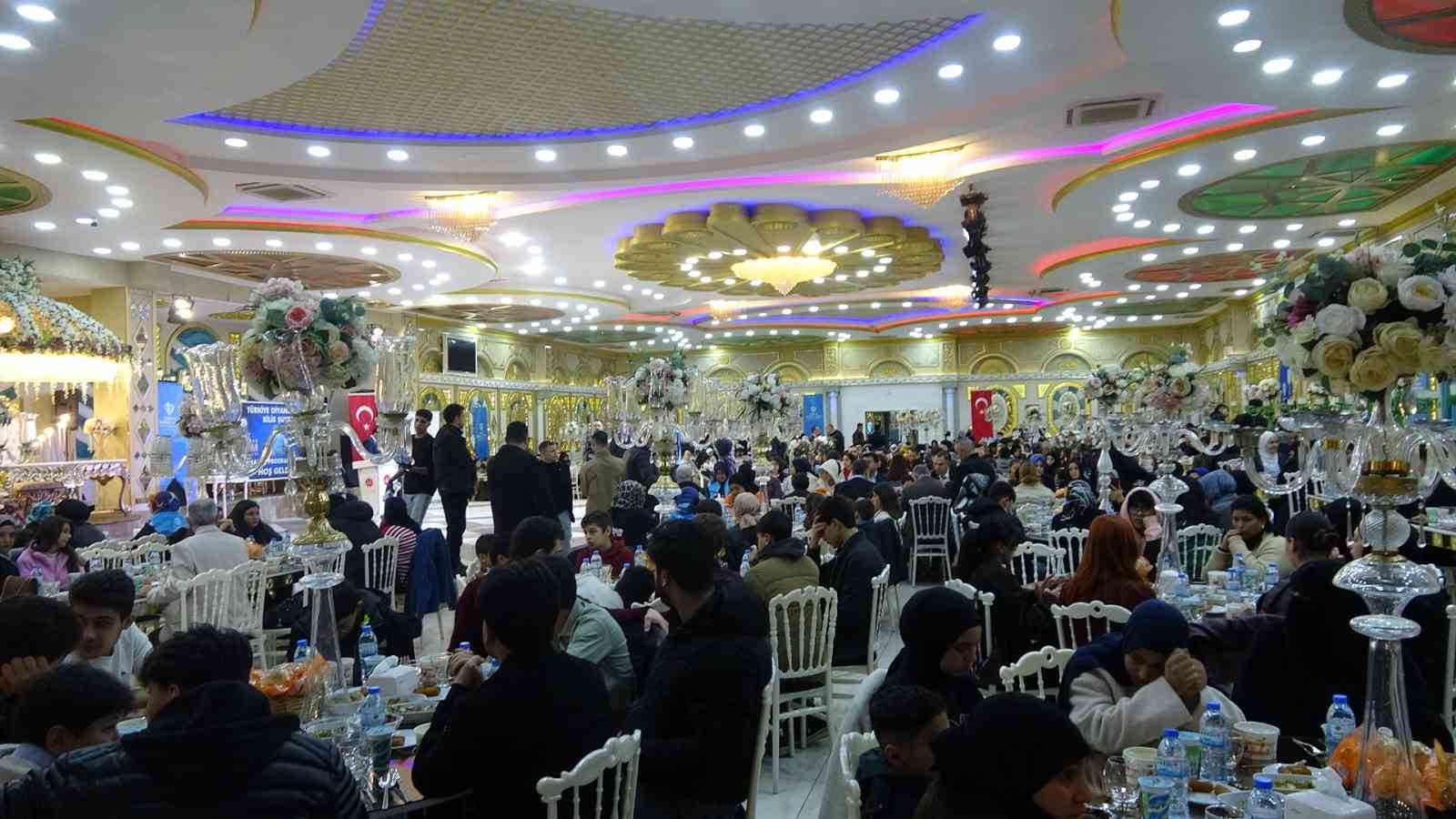 Kilis’te yetim ve öksüz çocuklar için iftar programı