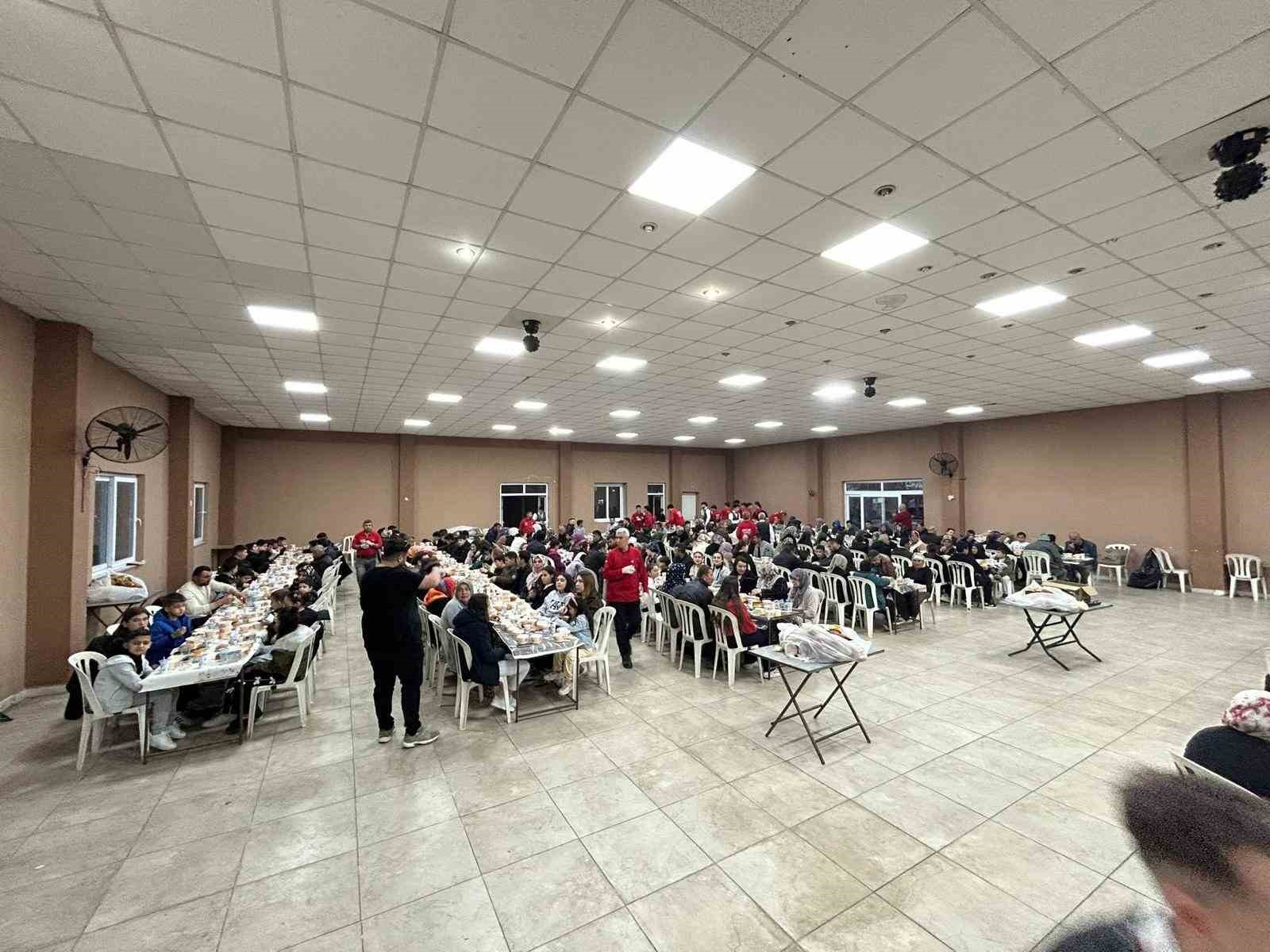 Alaşehir Killik’te birlik ve dayanışma sofrası kuruldu