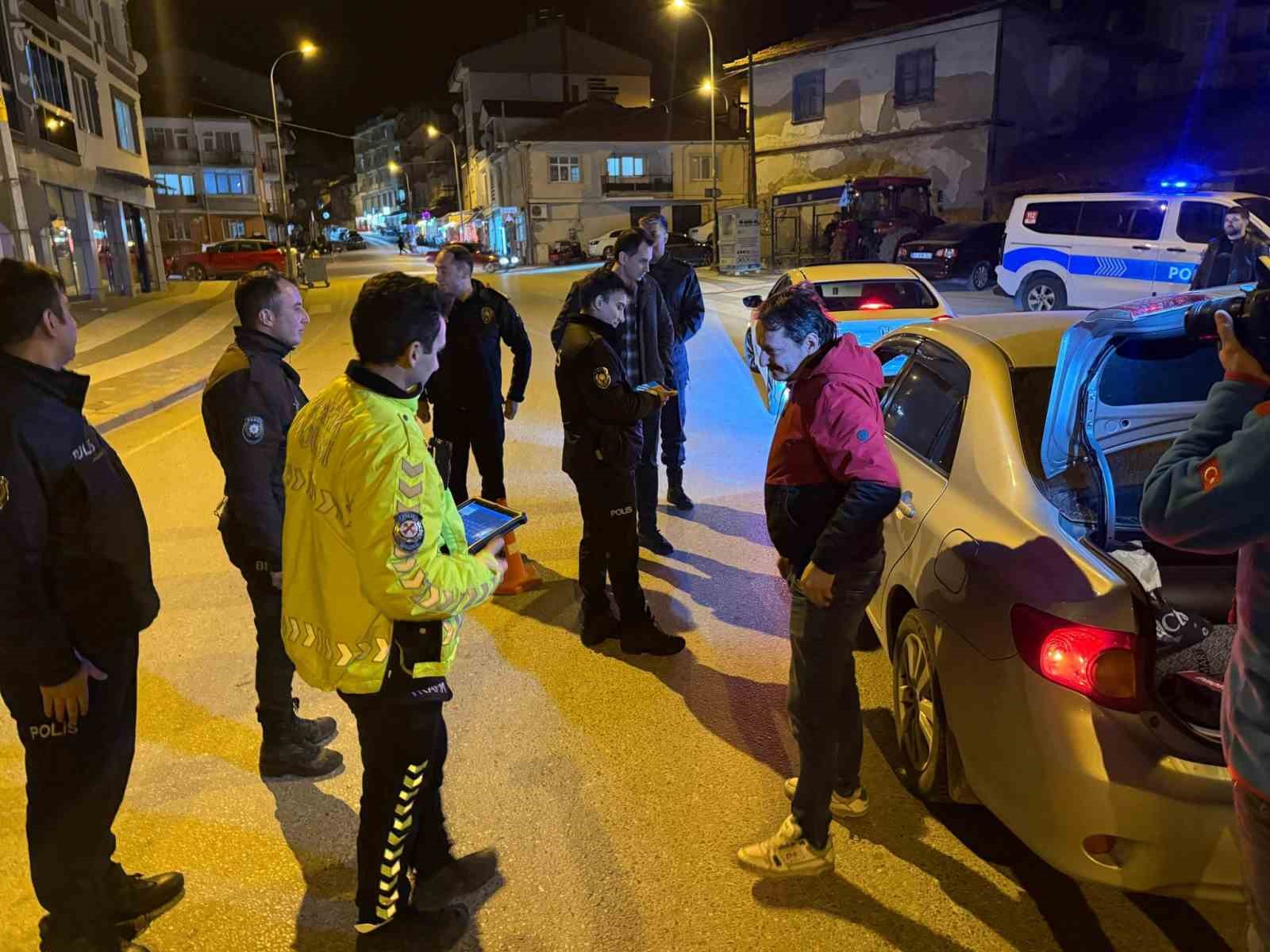 Hisarcık’ta modifiyeli ve çevreye rahatsızlık veren araçlara sıkı denetim