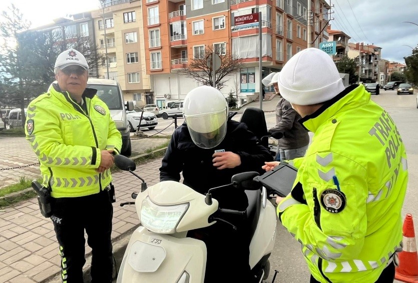 Tavşanlı polisinden motosiklet denetimi