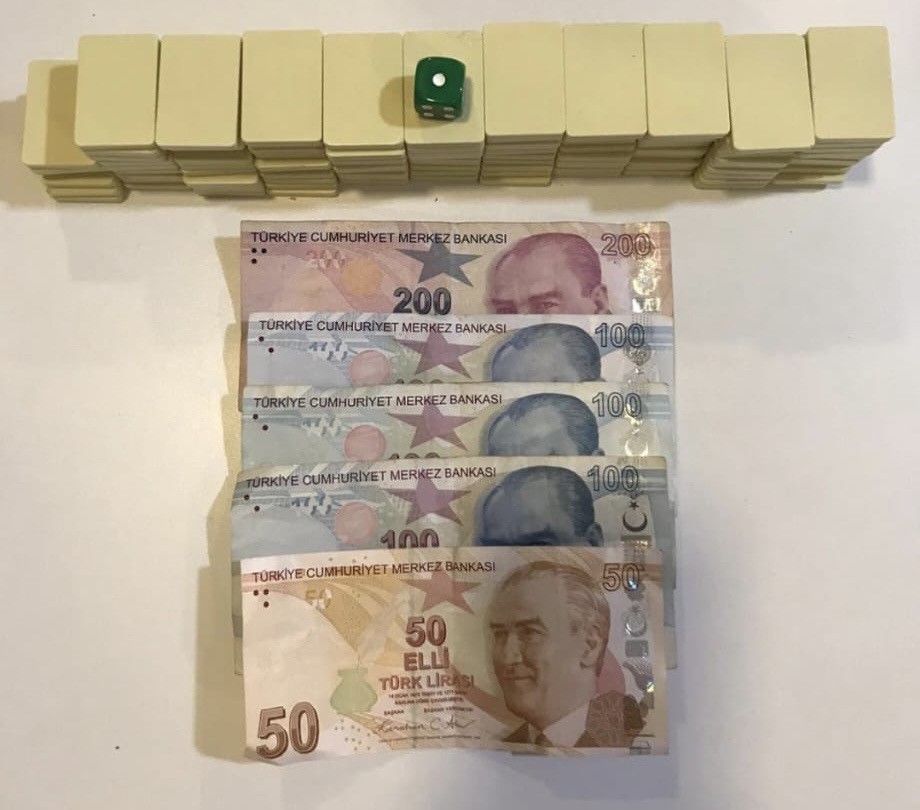 Samsun’da kahvehaneye kumar baskını: 4 kişiye 46 bin 416 TL ceza