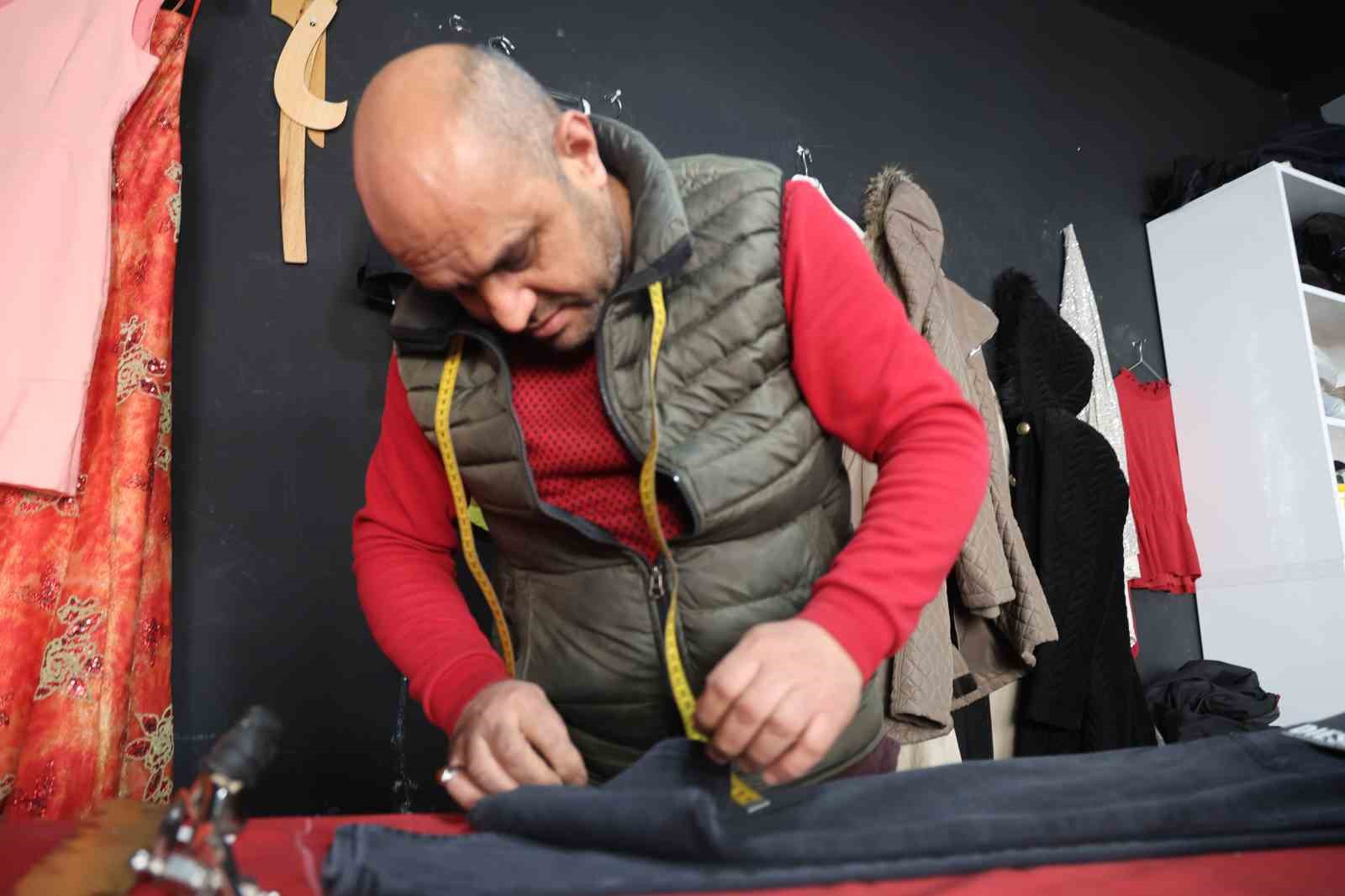 Kırşehir’de, terzilerde bayram yoğunluğu erken başladı