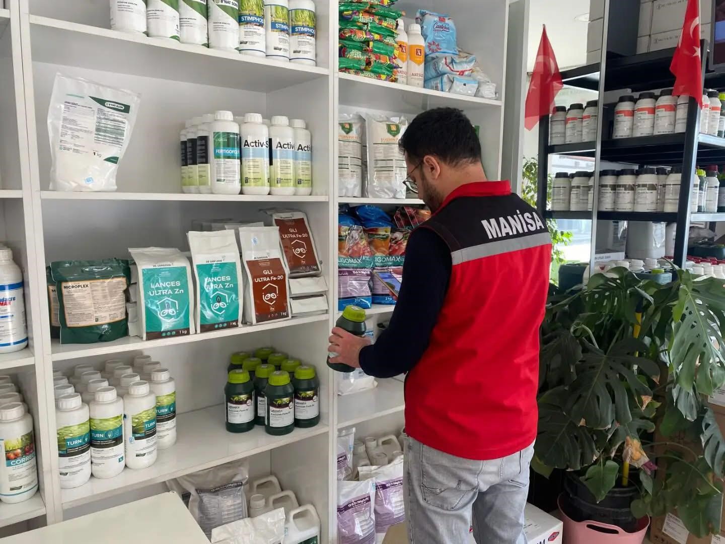 Sarıgöl’de gübre ve zirai ilaç satış noktaları denetlendi