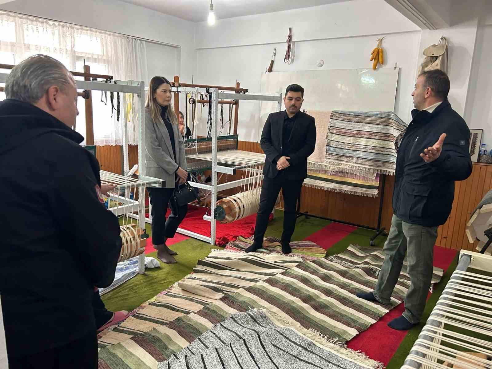 Türkeli’de geleneksel kilim dokumacılığı yaşatılıyor