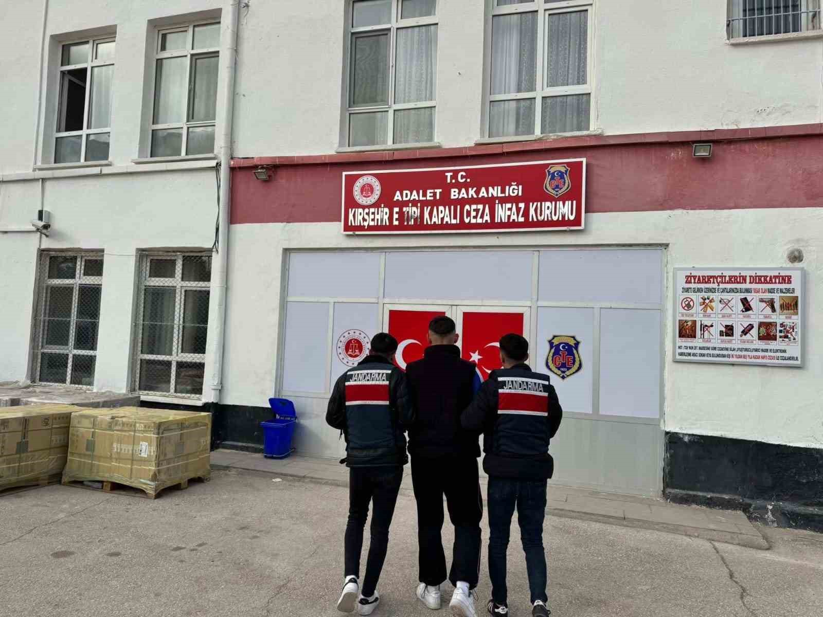 İzinli gününde uyuşturucu ticareti yapan hükümlü yakalandı