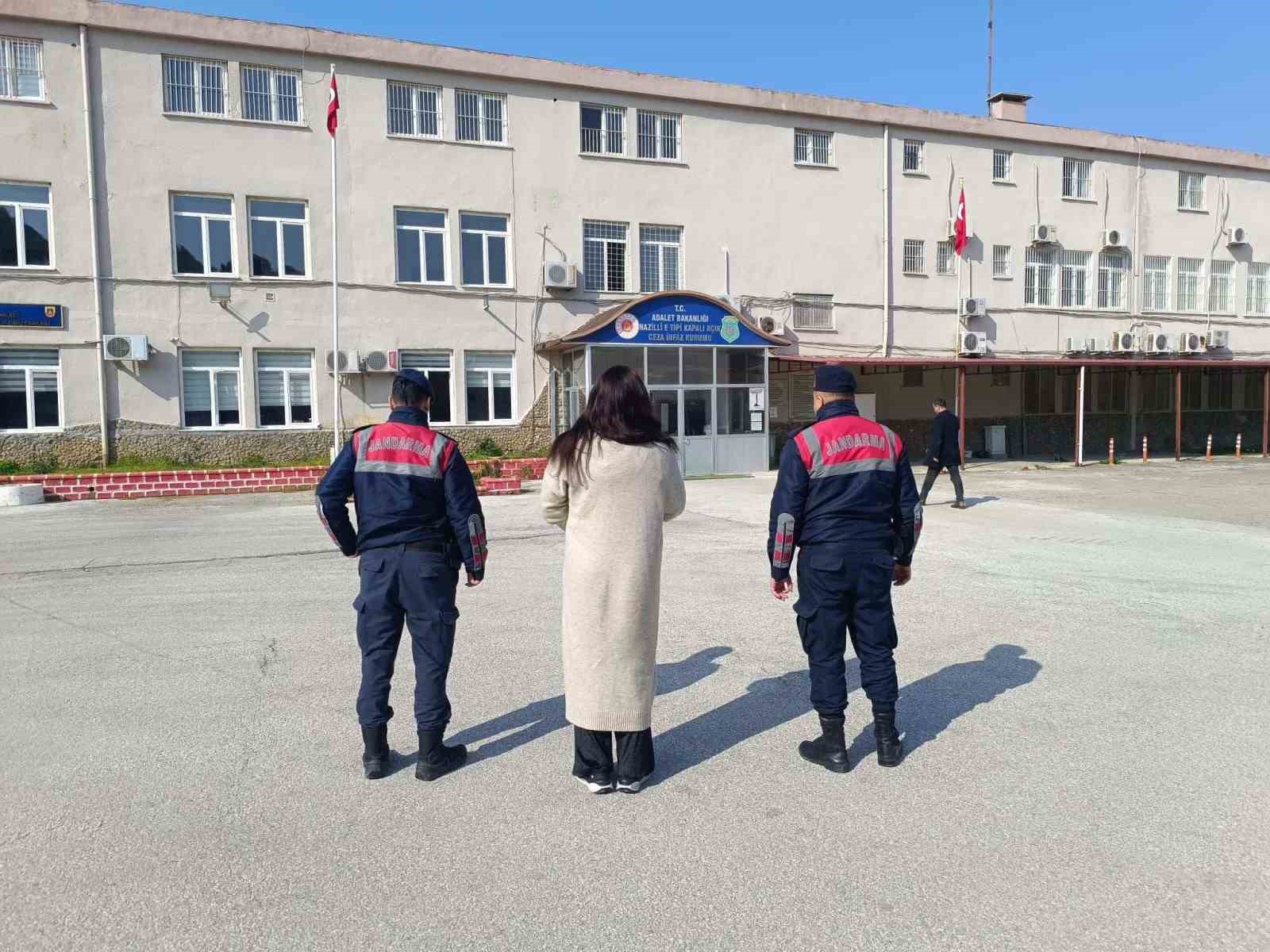 Fuhuşa teşvik suçundan aranan şahıs Nazilli’de yakalandı