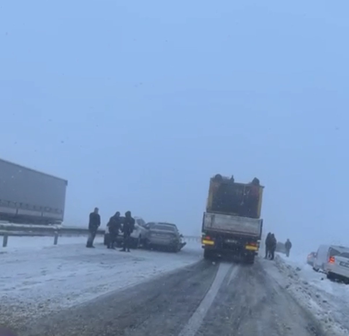 Diyarbakır’da 10 araçlı zincirleme kaza