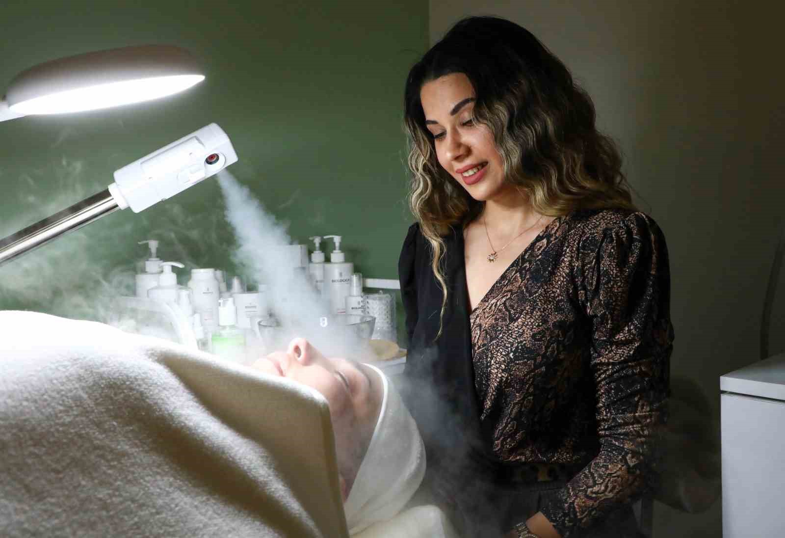 Büyükşehir Belediyesi’nin kadınlara yönelik destekleri istihdama dönüşüyor