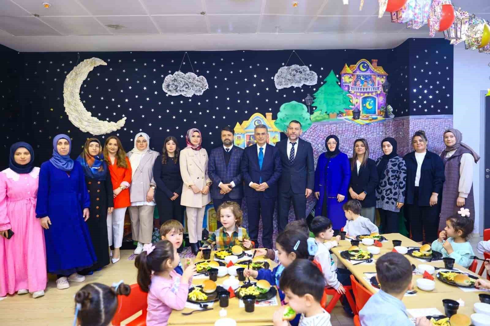 İlkadım’da minikler, tekne oruçlarını Başkan Kurnaz ile birlikte açtı