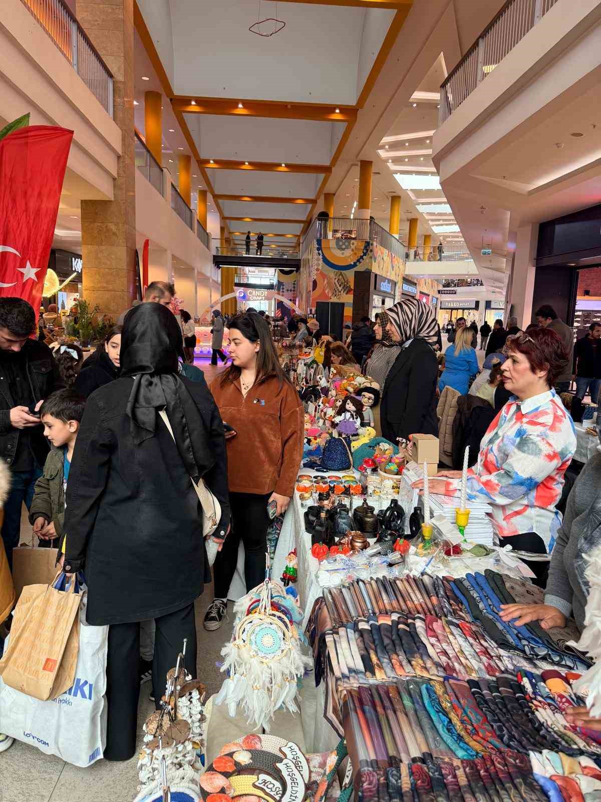 Şehitkamil’de girişimci kadınlar festivali’ne yoğun ilgi