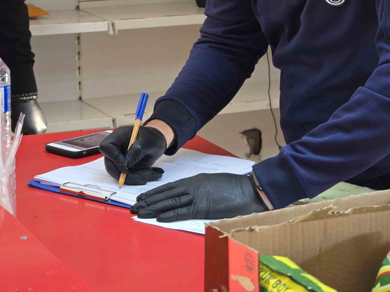 Tavas zabıtasından okul kantinlerine sıkı denetim