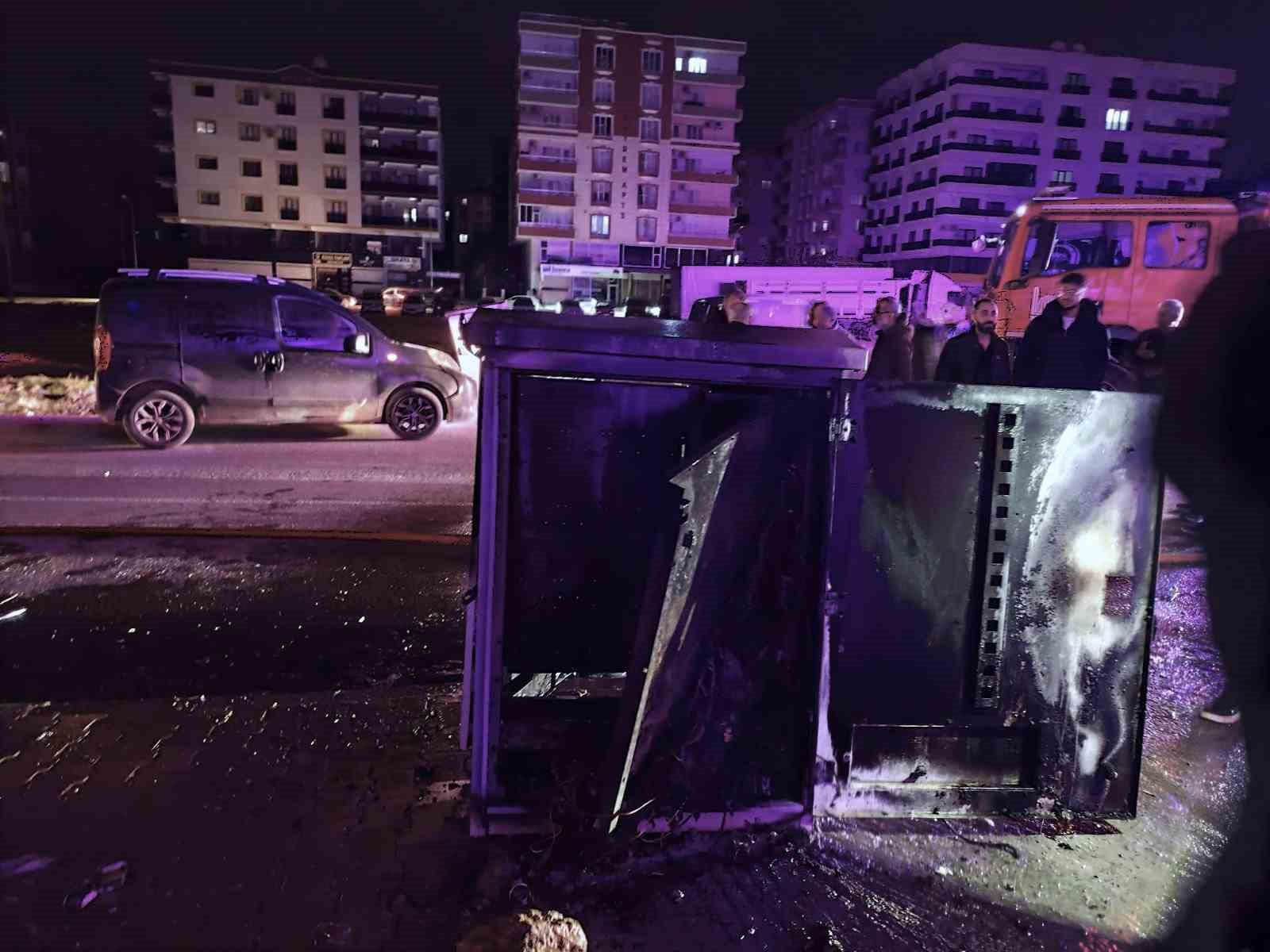 Kaçak elektrik kullanımı elektrik sayaçlarını kullanılamaz hale getirdi