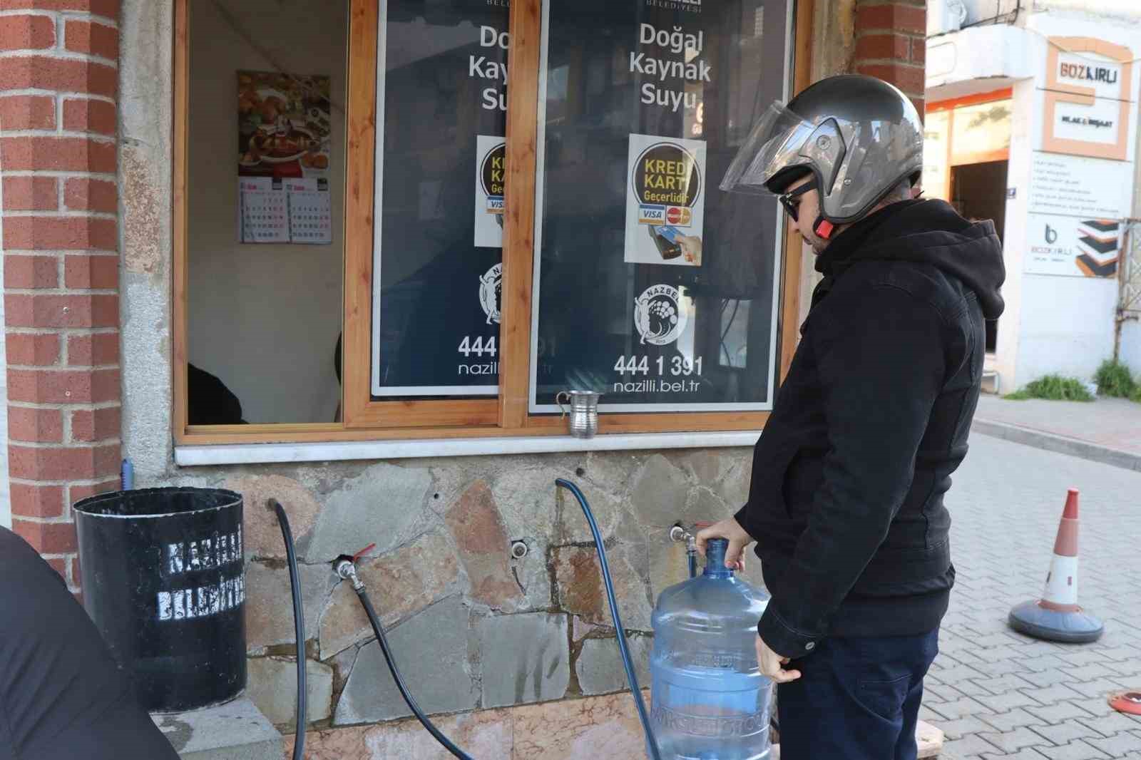 Nazilli’nin 50 yıllık iyi su hattı yenilendi