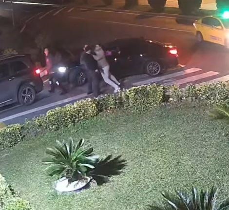 Beylikdüzü’nde yol verme tartışmasında silah çekti; o anlar kamerada