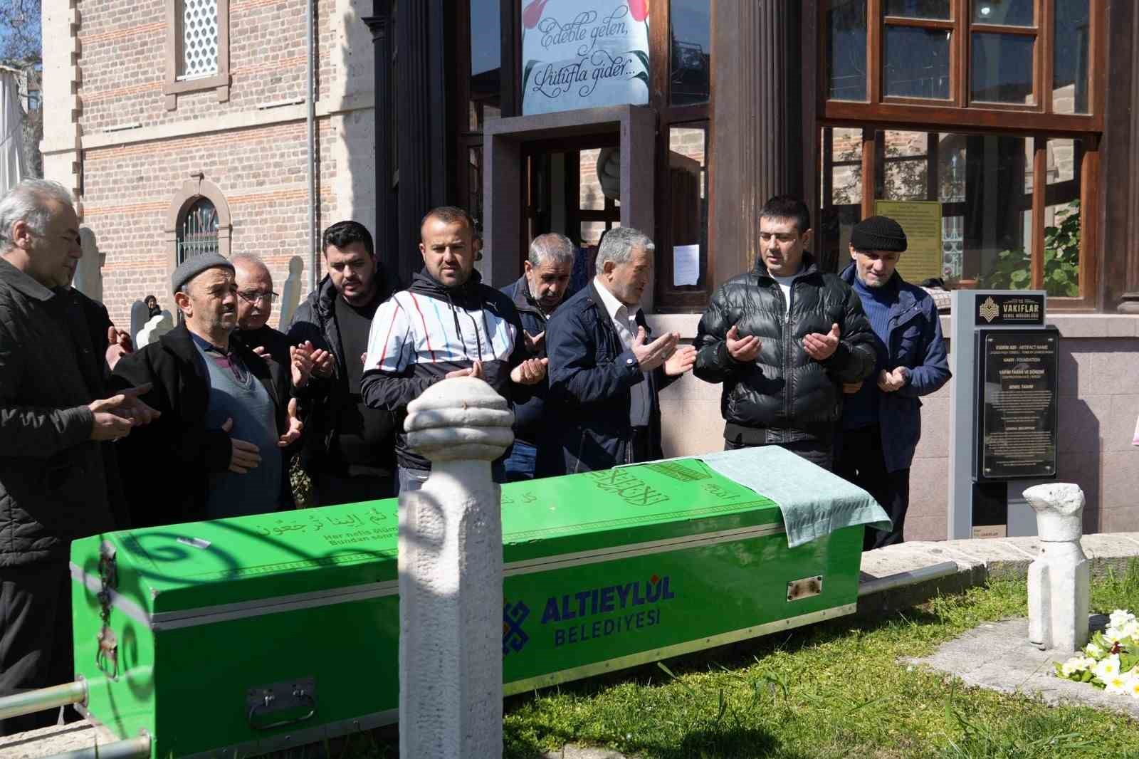 Zağnos Paşa’ya veda: 50 yıllık türbedar vefat etti