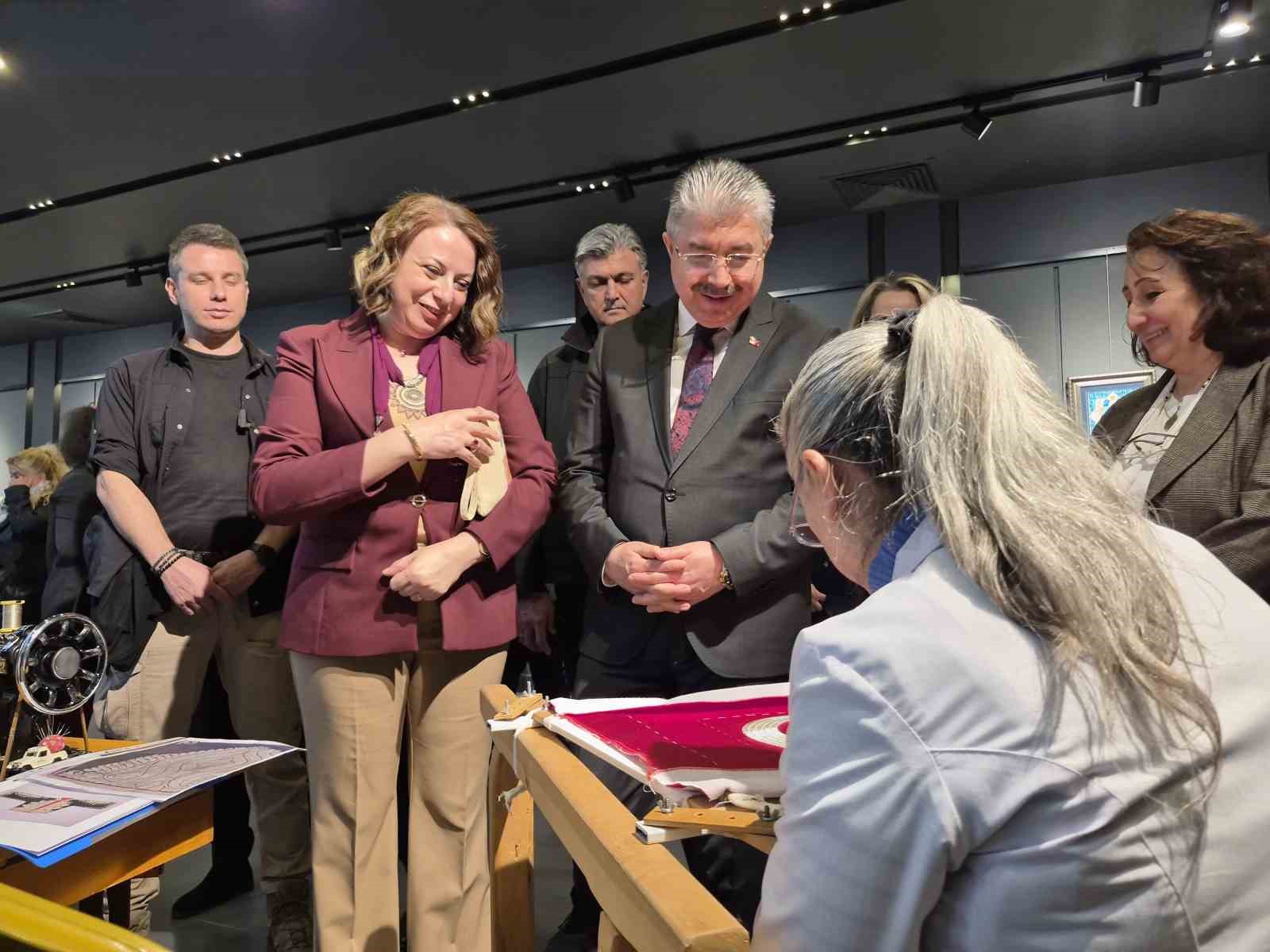 Eskişehir’de "Emeğin En Kıymetli, Kadın" sergisi kapılarını açtı