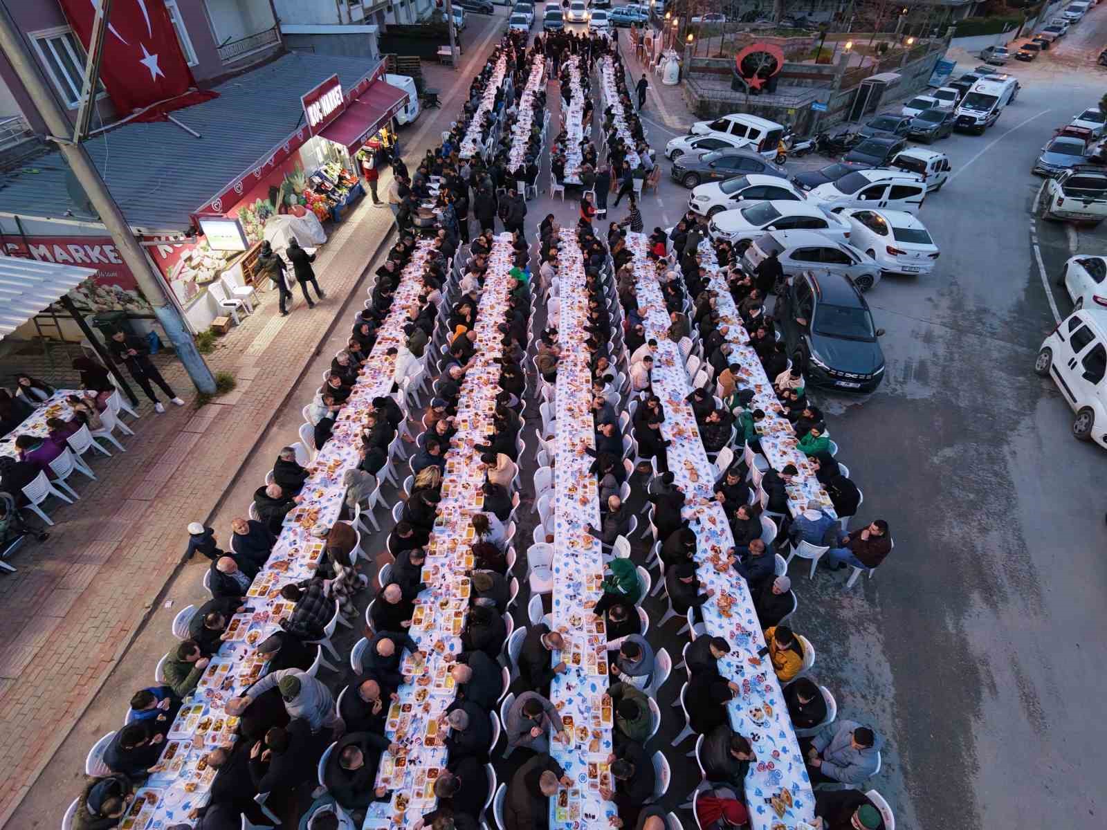 Soğuk hava geleneğe engel olmadı