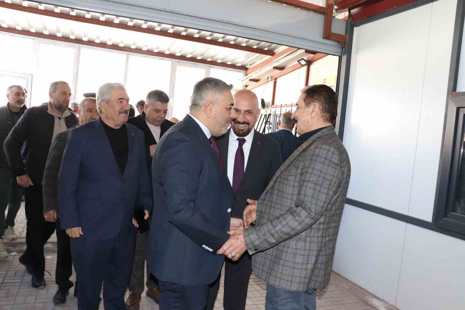 Malatya TSO’dan Şevket Keskin’e tebrik ziyareti