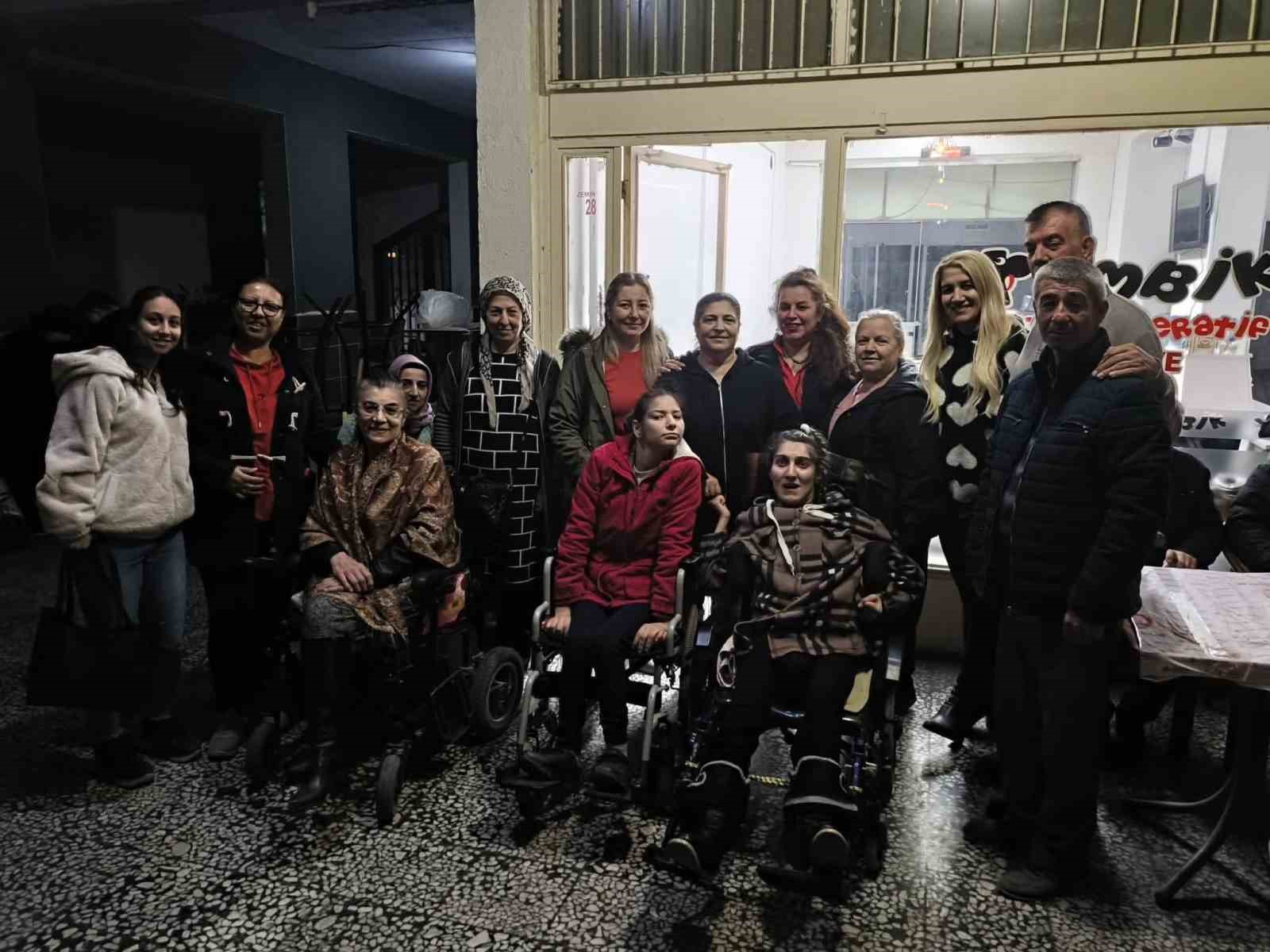 Aydın Engelliler Spor Kulübü üyeleri ve aileleri iftarda buluştu