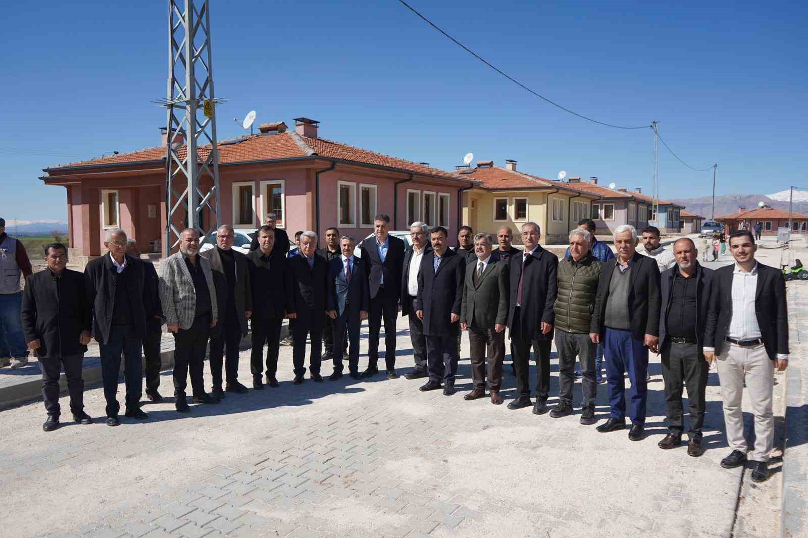 Milletvekili İshak Şan, Kahta’da temaslarda bulundu