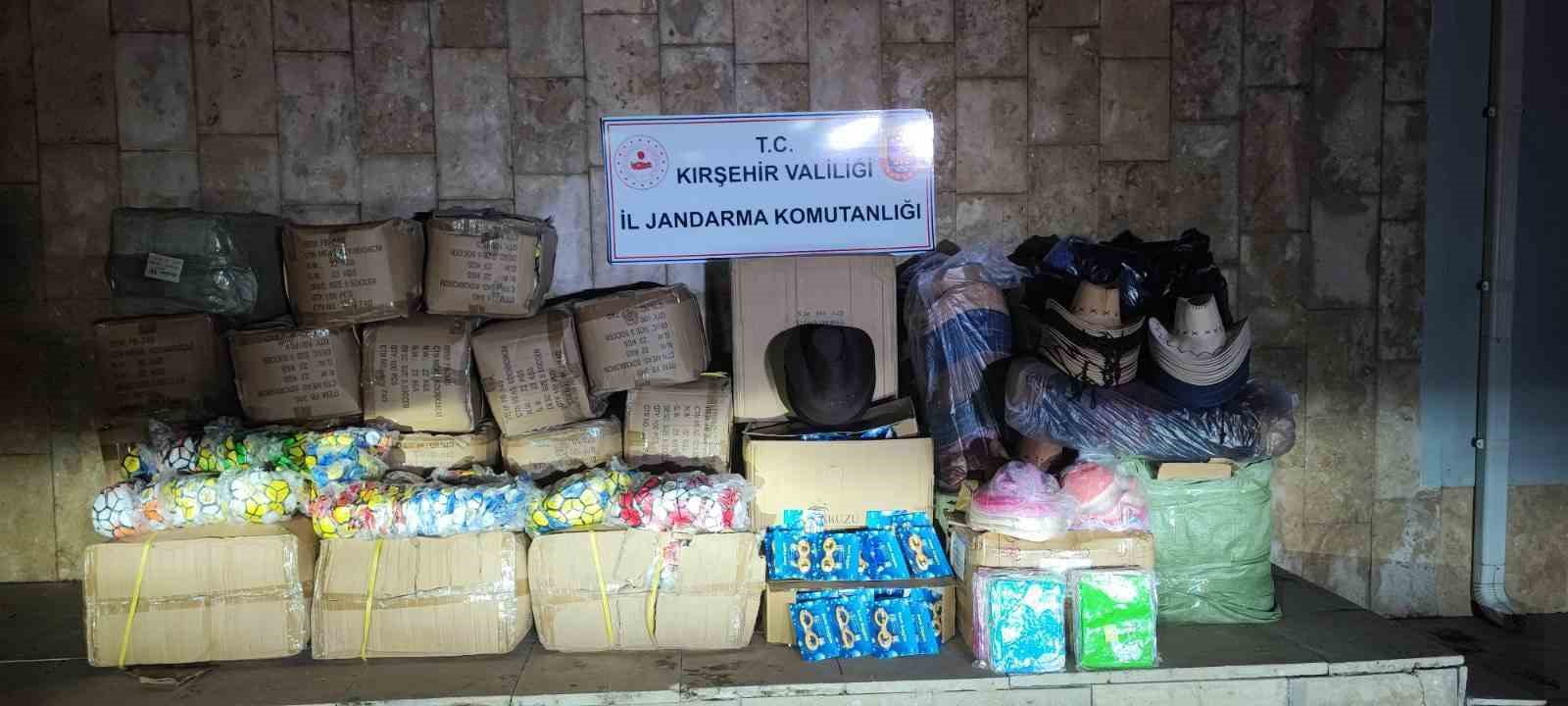 Kırşehir’de 2 milyonluk faturasız ürün ele geçirildi