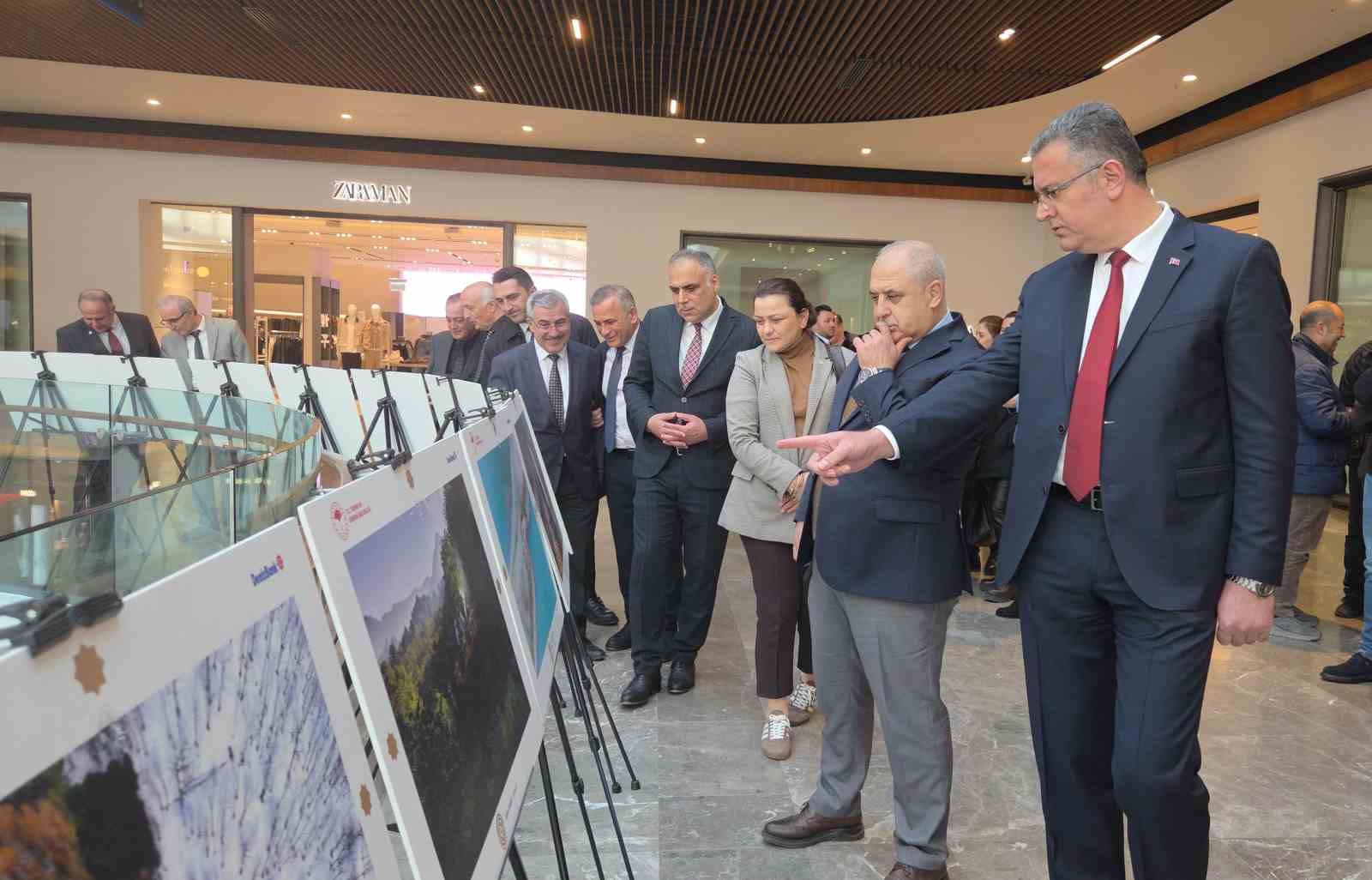 15. Uluslararası Tarım, Orman ve İnsan Fotoğraf Sergisi Samsun’da açıldı