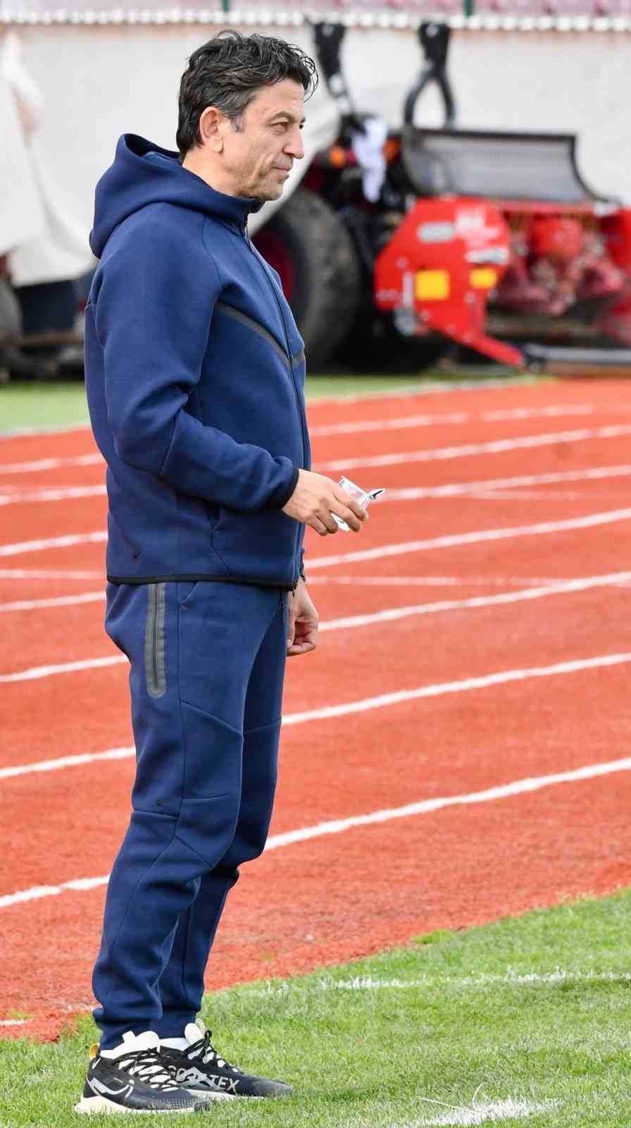 Zafer Uysal: "Hedefimize ulaşmak için tek yürek olacağız"