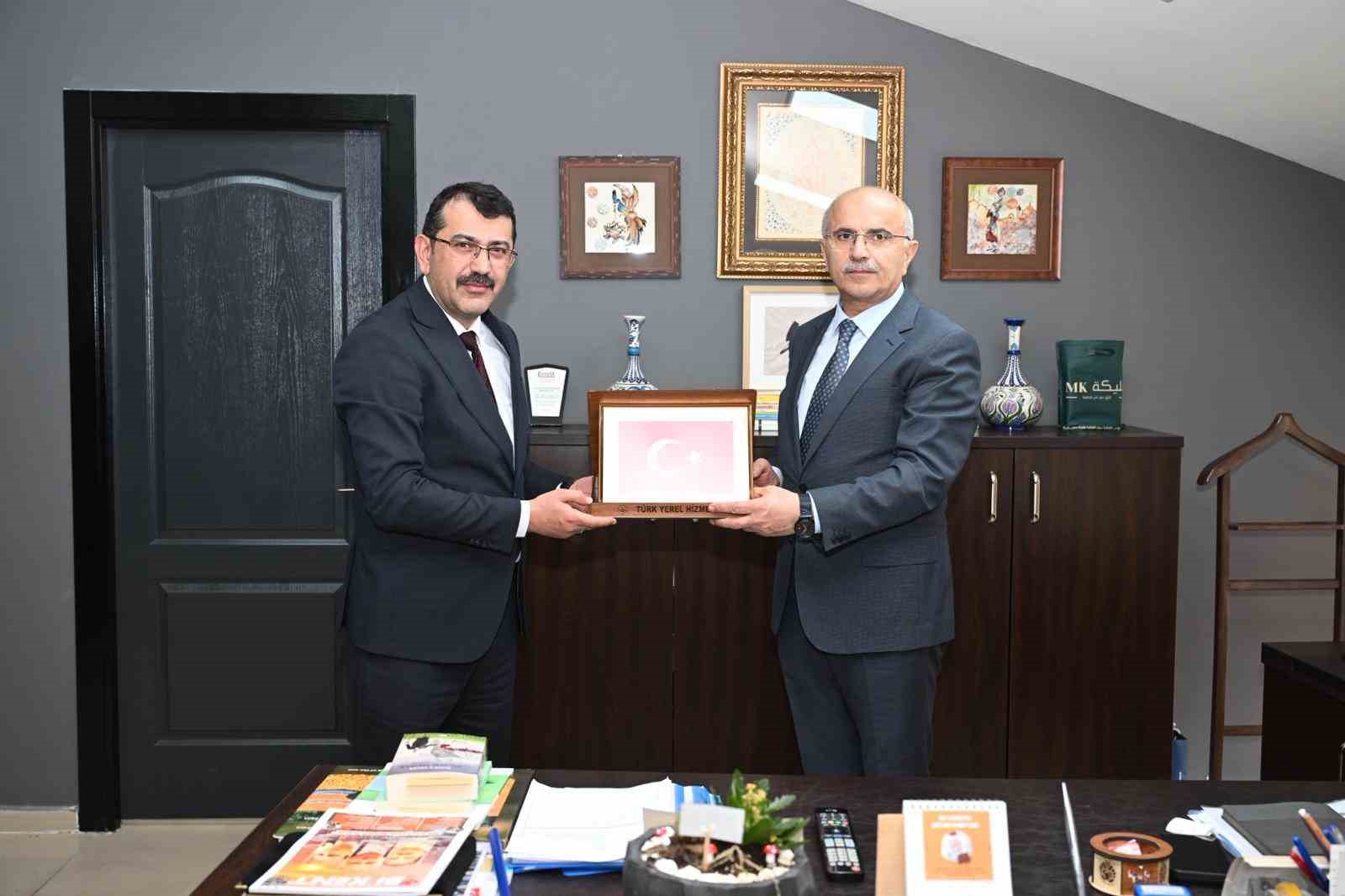 Türk Yerel Hizmet-Sen Genel Başkanı Tabakoğlu’ndan Malatya’daki belediyelere ziyaret