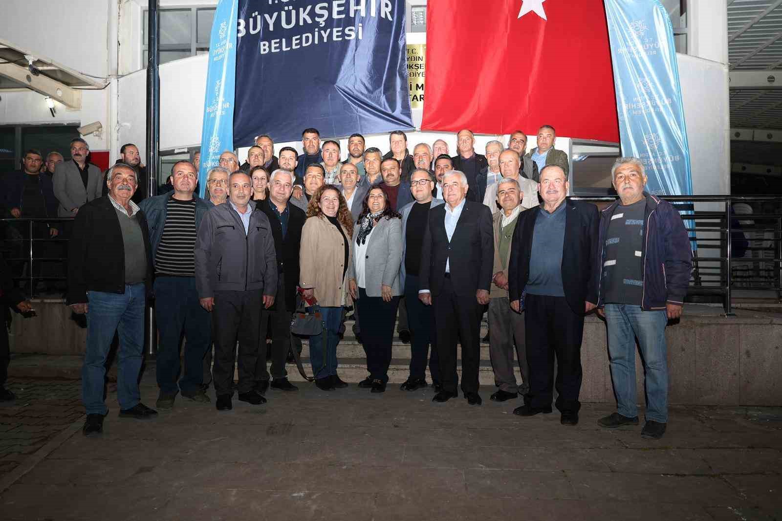 Başkan Çerçioğlu Koçarlı’da iftar sofrasında vatandaşlarla bir araya geldi