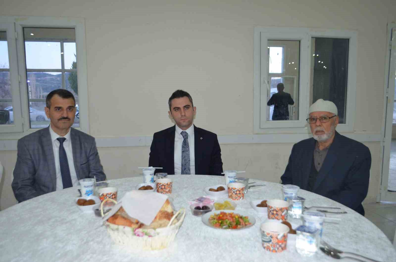 Müftülükten "İyilik sofrası" iftar programı
