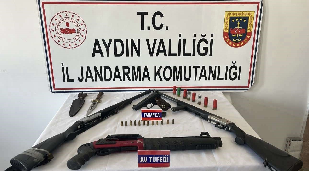 Nazilli’de ruhsatsız silah operasyonu