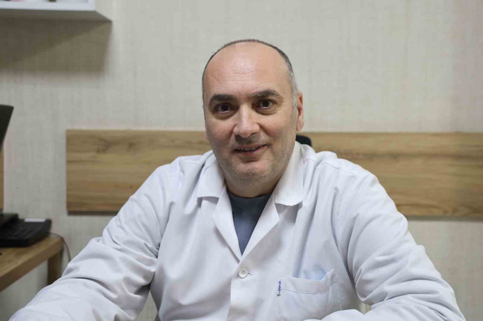 Op. Dr. Baysal: "Özellikle gençlerde son 5 yılda rektum kanseri 4 kat, kalın bağırsak kanseri 2 kat daha fazla görülmeye başlanmıştır"