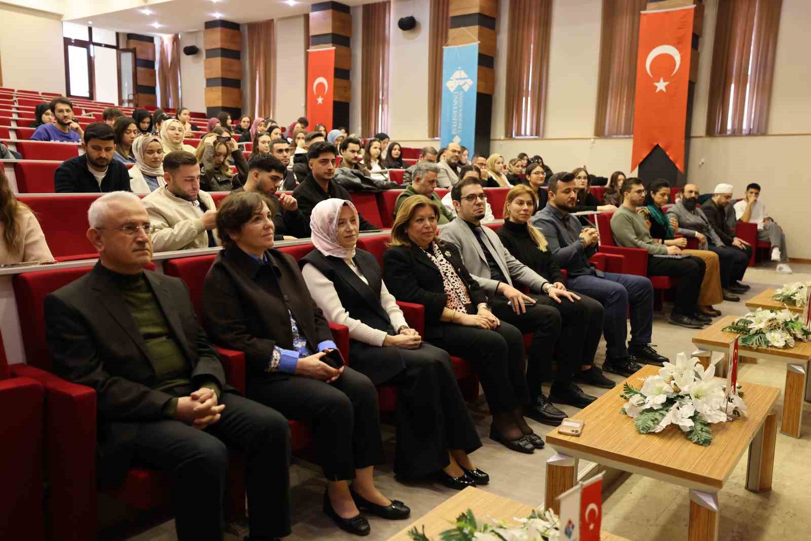 HKÜ’de "Modern Hayatın Ritmine Karşı Ramazan’ın Ruhu" konferansı düzenlendi