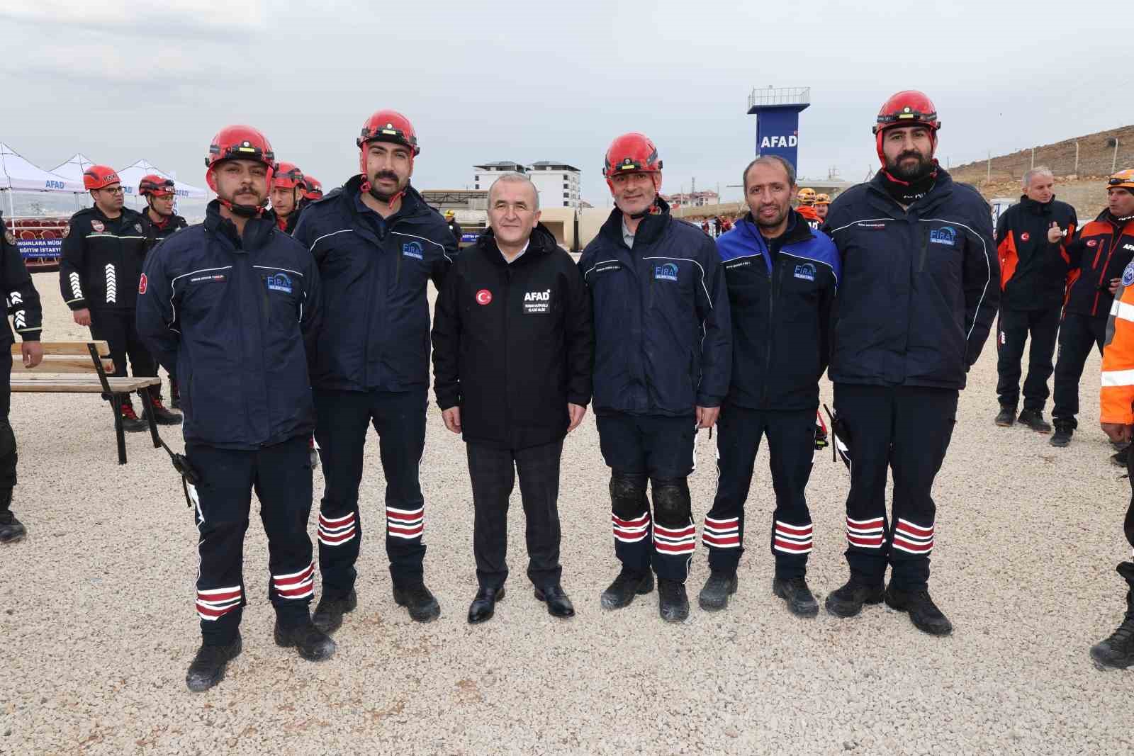 Fırat EDAŞ arama kurtarma timi, göreve hazır