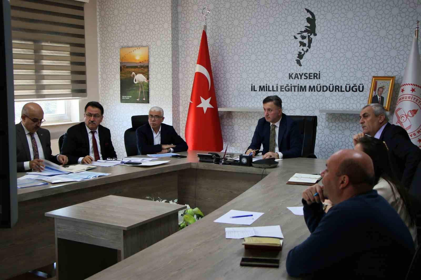 Kayseri’de eğitimde hedef, normal eğitime geçiş