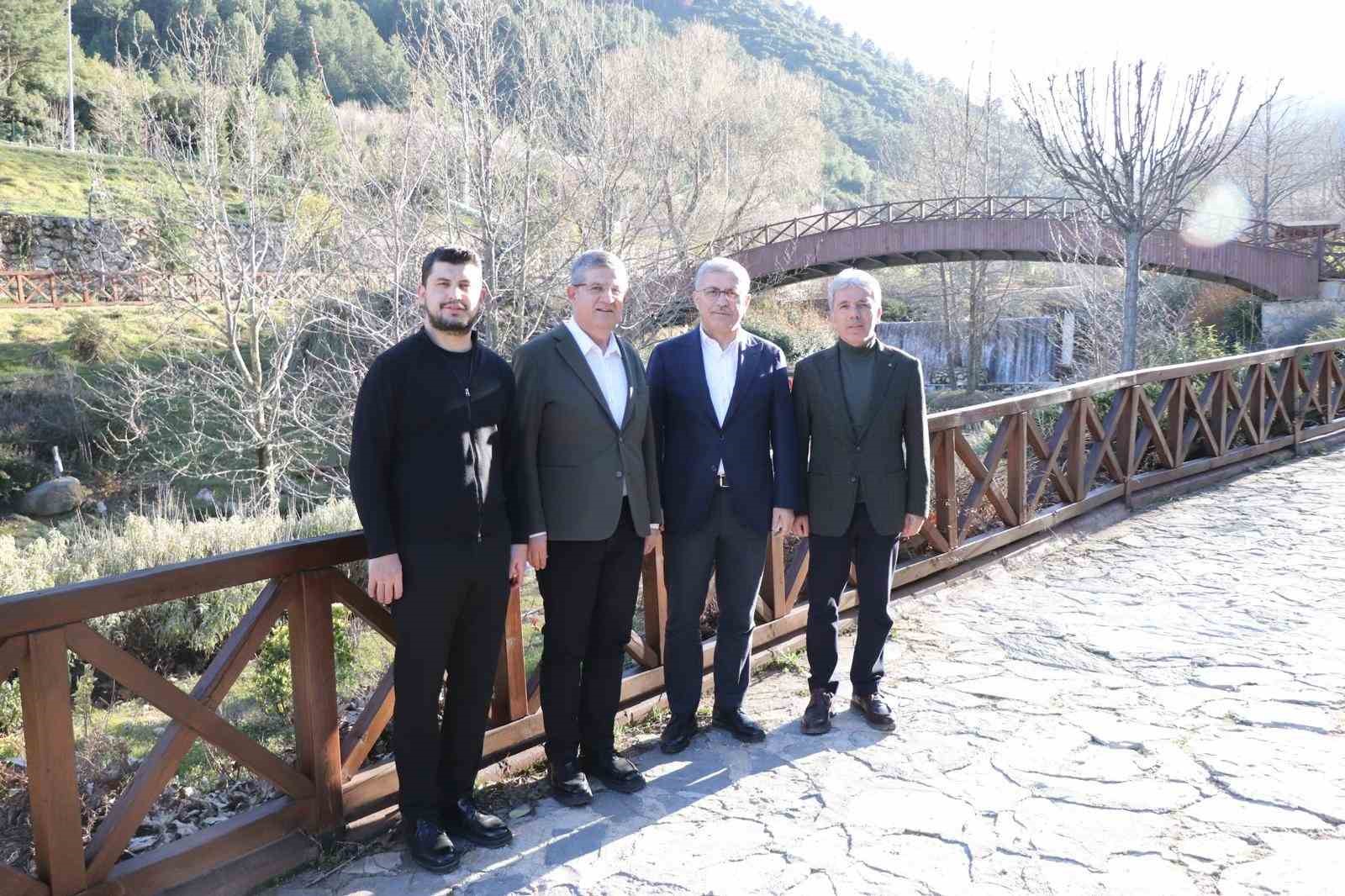 AK Partili Türkmen ve Subaşıoğlu’ndan Denizli’de "Eser Siyaseti" turu