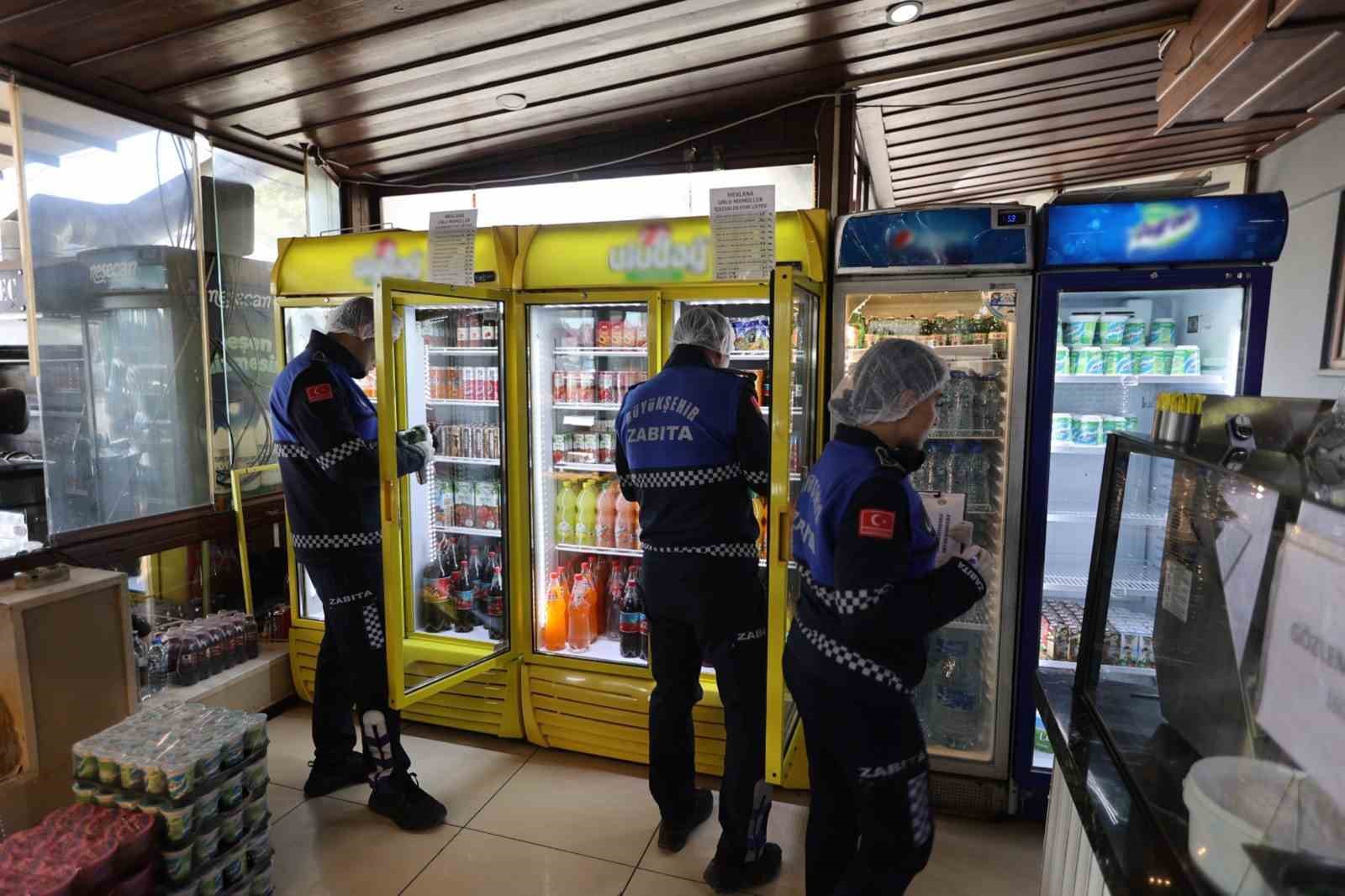 Muğla Büyükşehir zabıtası Ramazan denetimlerini sürdürüyor