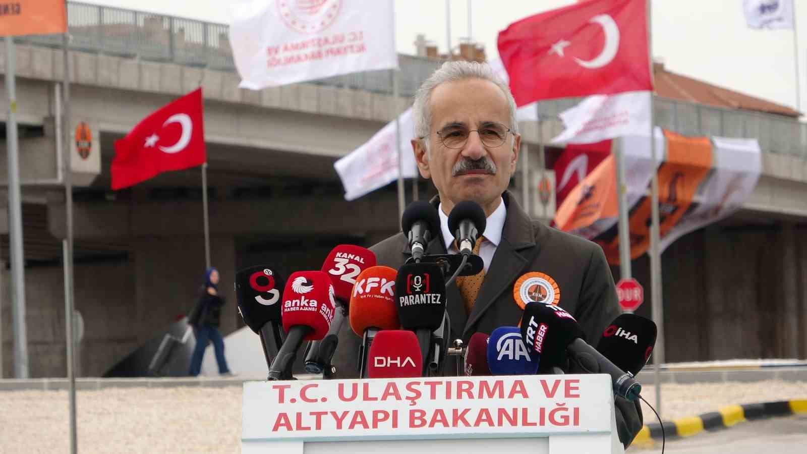 Bakan Uraloğlu: "Isparta’da son 24 yılda ulaşıma 35,4 milyar lira yatırım yaptık"