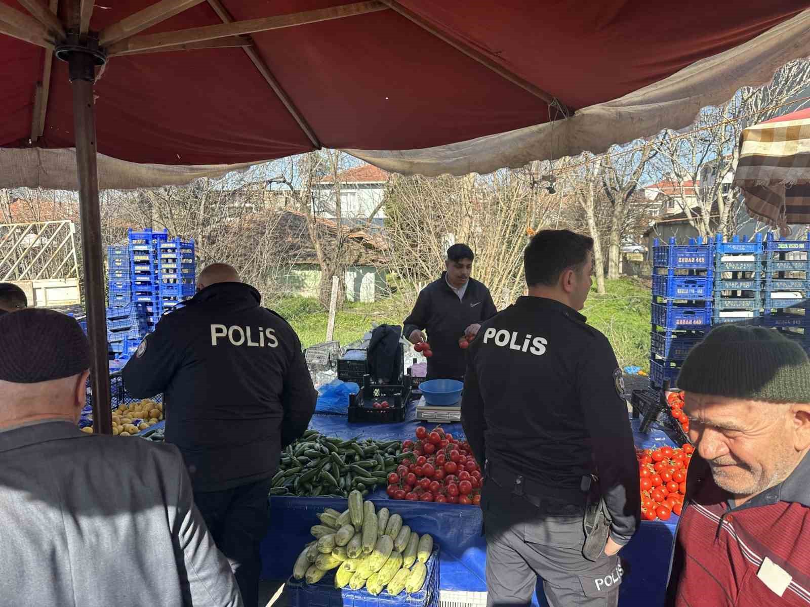 Pazarda cüzdan hırsızlığı iddiası polisi harekete geçirdi