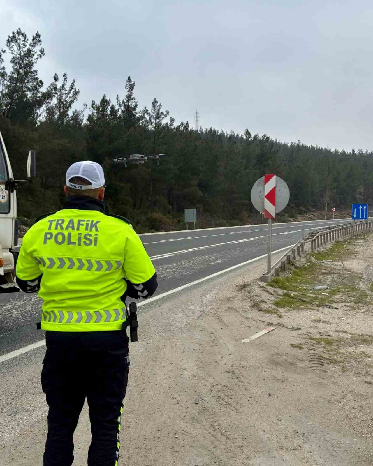 Bilecik’te drone destekli trafik denetimi