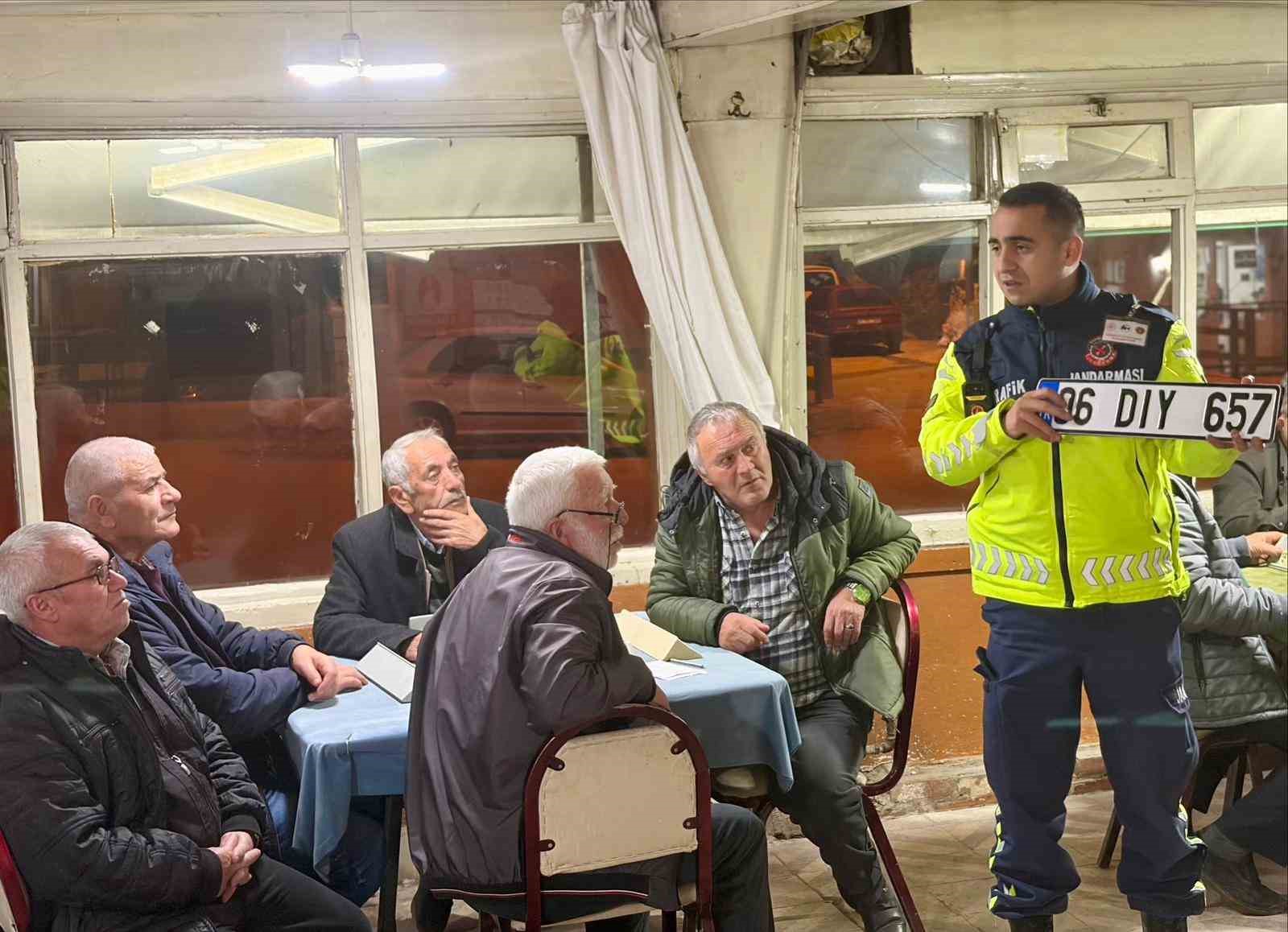 Bilecik’te vatandaşlara trafik kuralları eğitimi