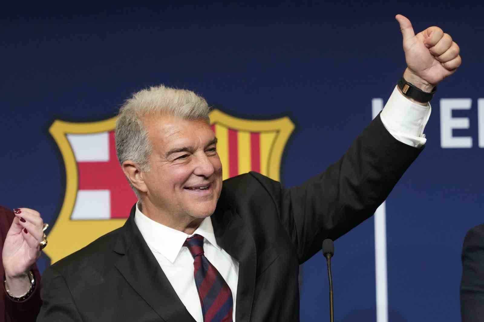 Barcelona’da Joan Laporta, yeniden başkan seçildi