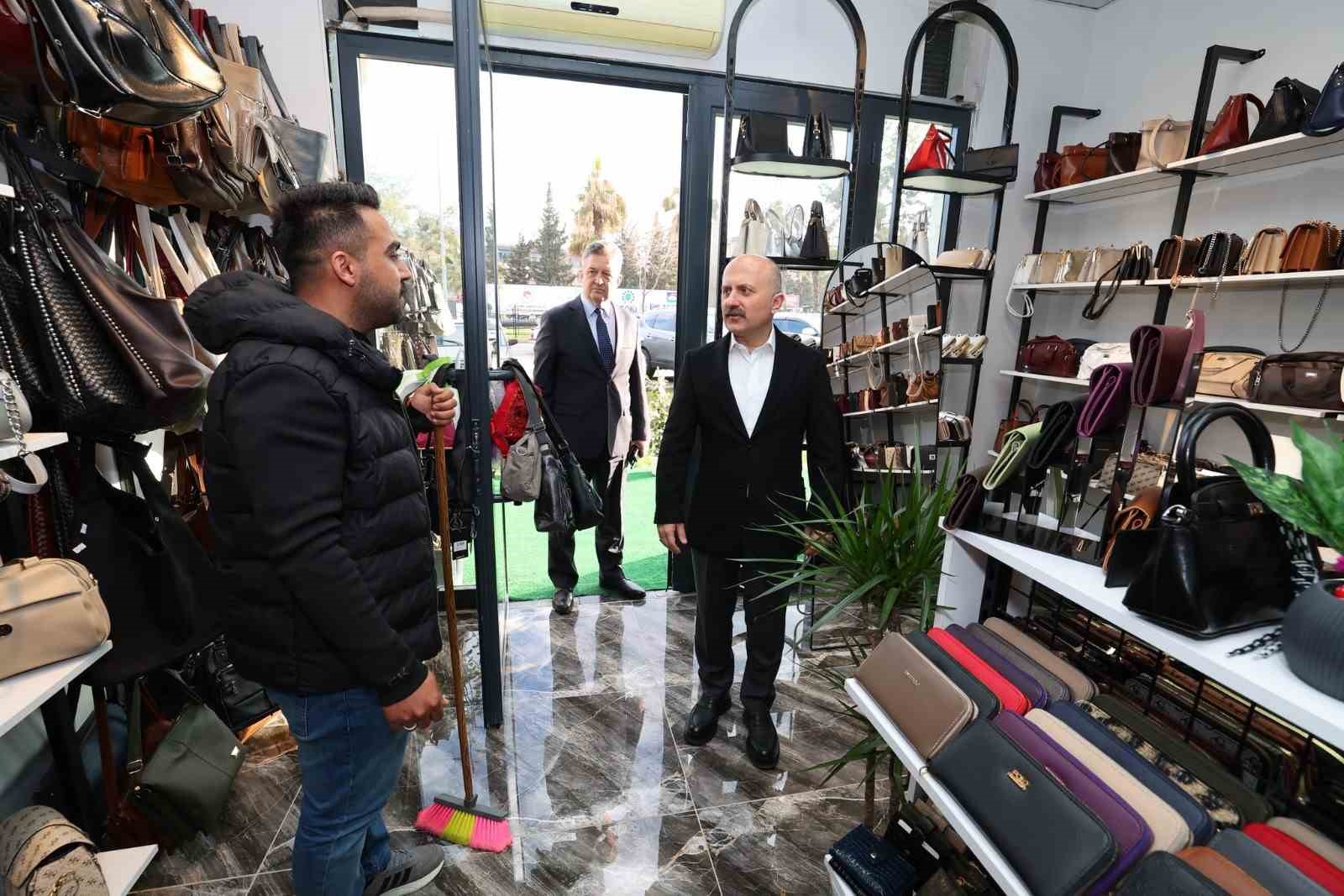 Vali Varol’dan rezerv alanda faaliyet gösteren esnafa bayram ziyaret