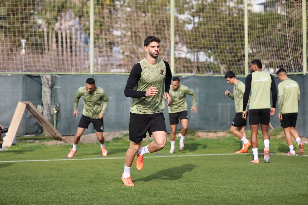 Alanyaspor, Kocaelispor maçı hazırlıklarını tamamladı