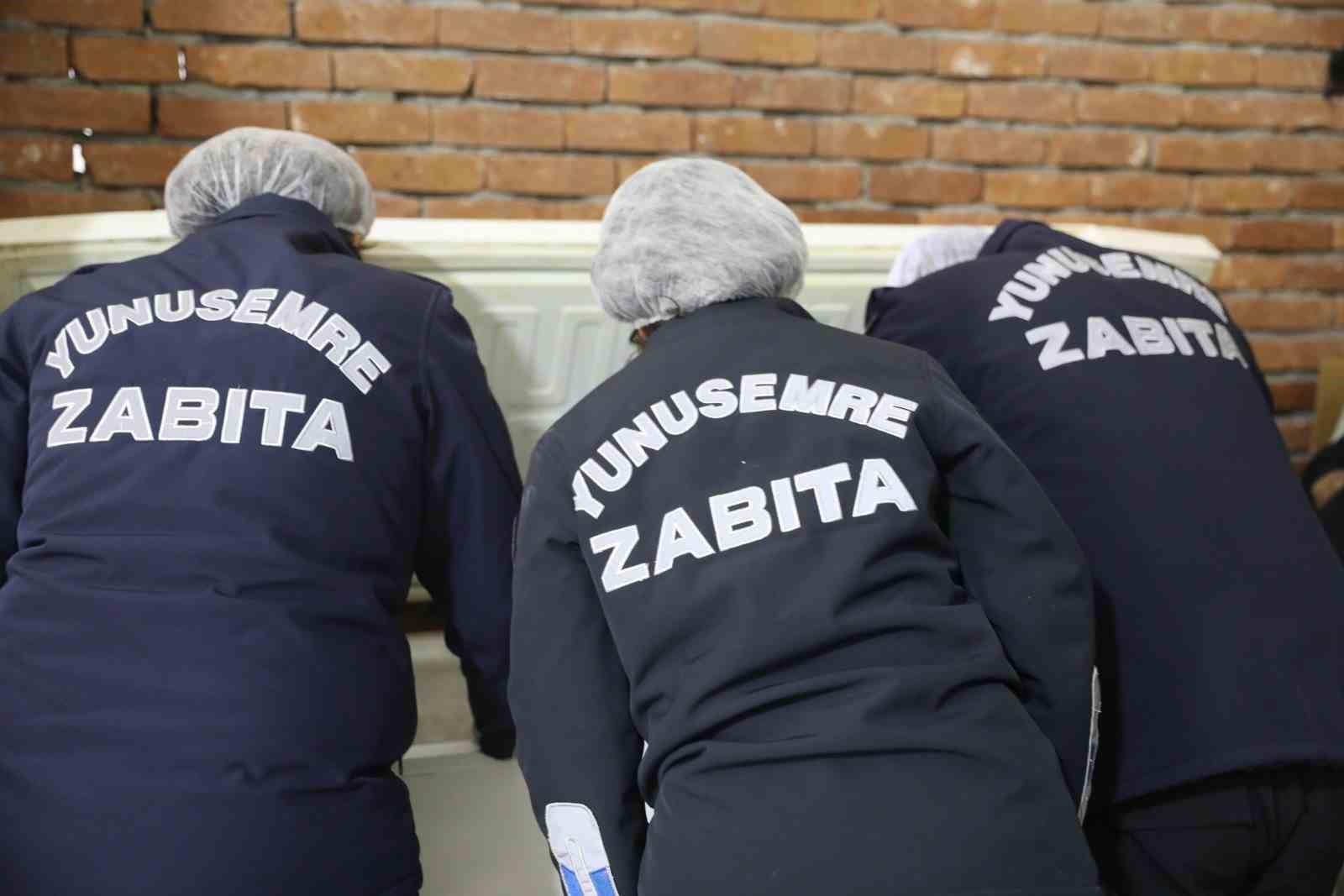 Yunusemre’de bayram öncesi fırın ve tatlıcılara sıkı denetim