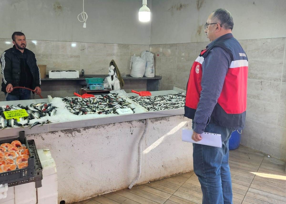 Emet’te balıkçılara yönelik denetim yapıldı