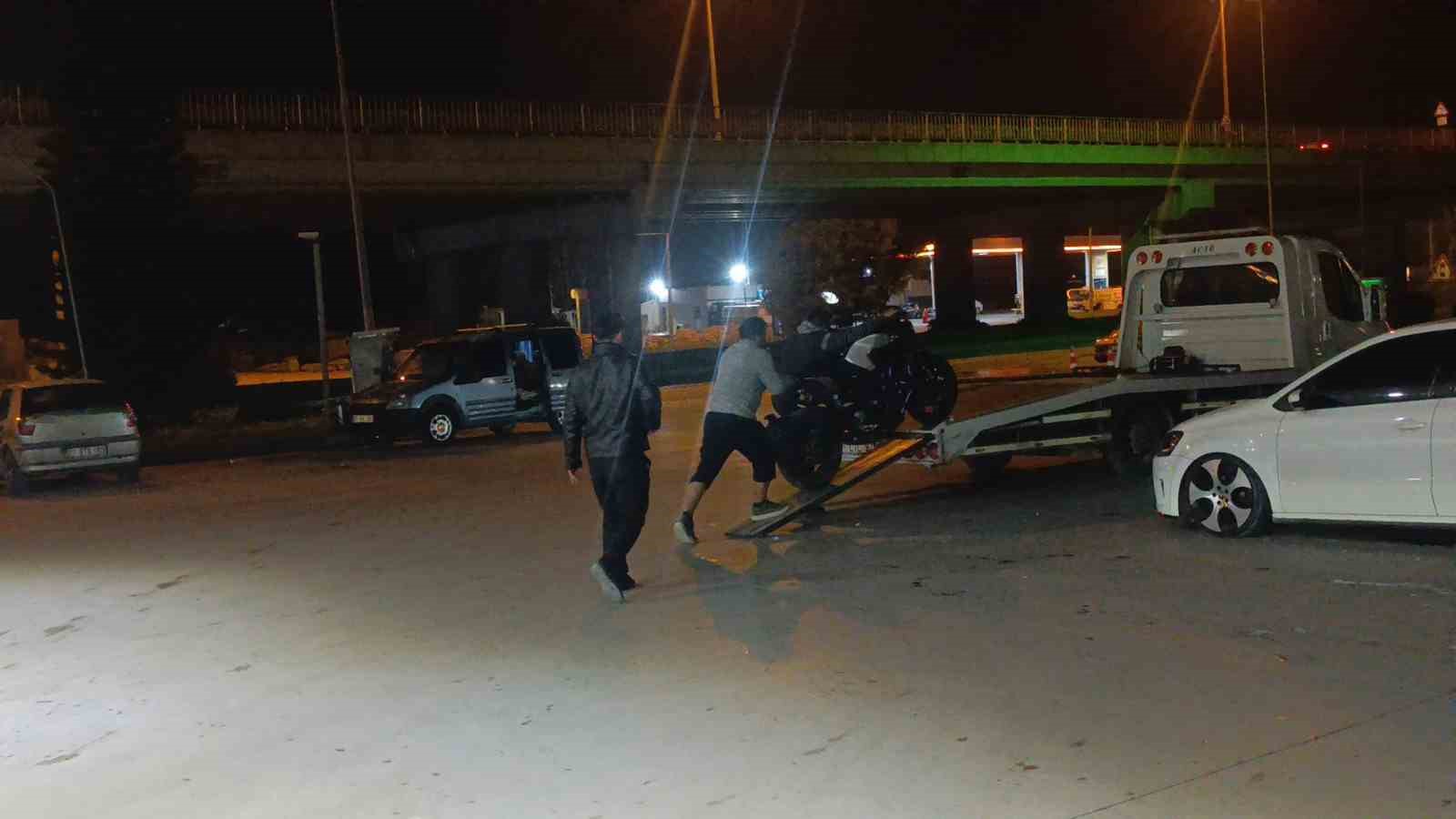 Antalya’da plakasız ve abartı egzozlu motosiklete 62 bin TL ceza kesildi