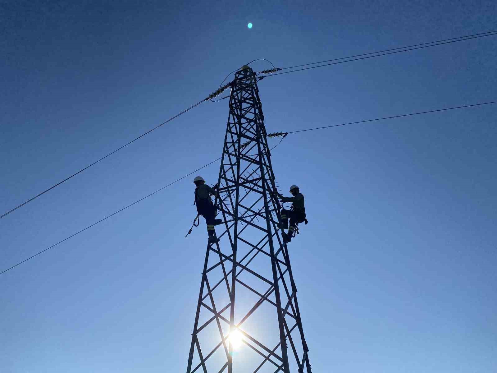 Bayramda 2,5 milyon aboneye kesintisiz enerji için önlemler alındı