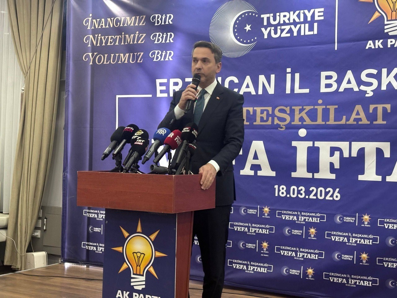 Bakan Bayraktar Erzincan’da konuştu: "Enerjide güçlü Türkiye için birlik şart"
