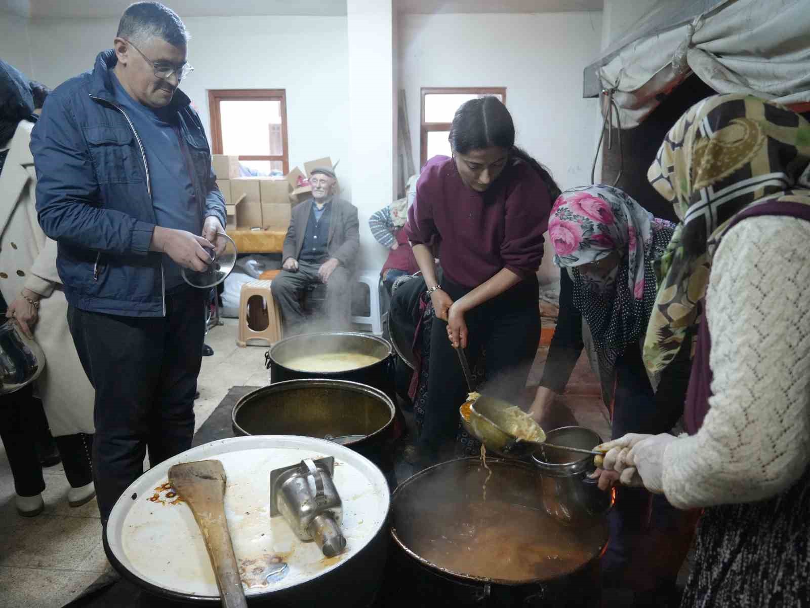 Kastamonu’da 8 asırlık "tekke çorbası" geleneği bu yıl da yaşatıldı